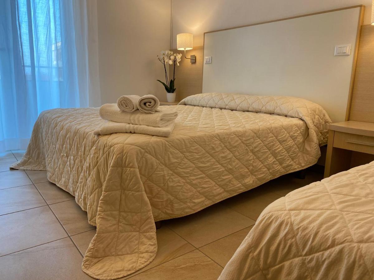 Hotel Palladio B&B Cervia Eksteriør bilde