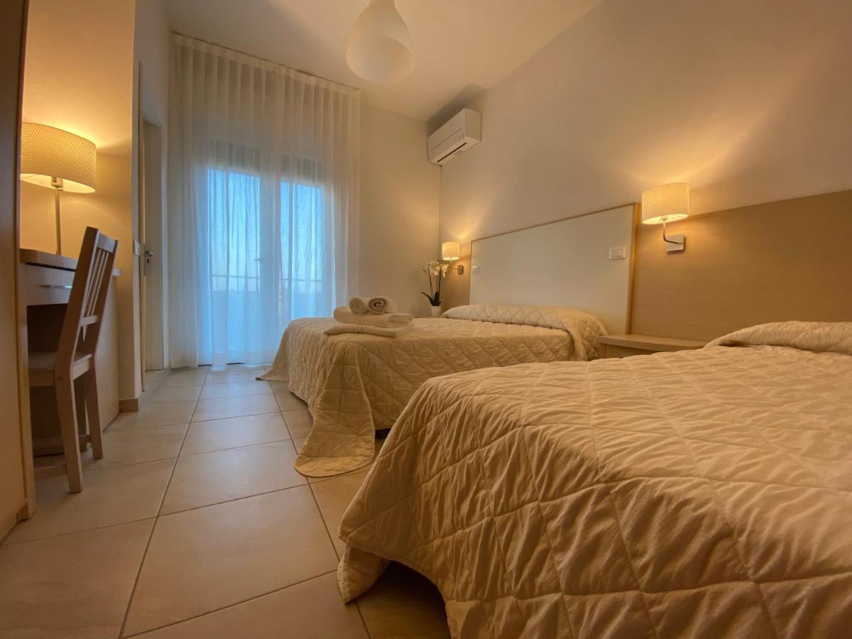 Hotel Palladio B&B Cervia Eksteriør bilde