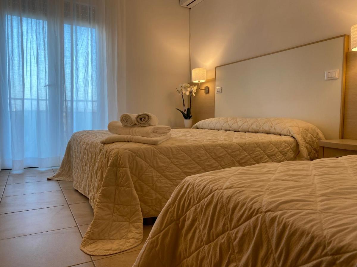 Hotel Palladio B&B Cervia Eksteriør bilde