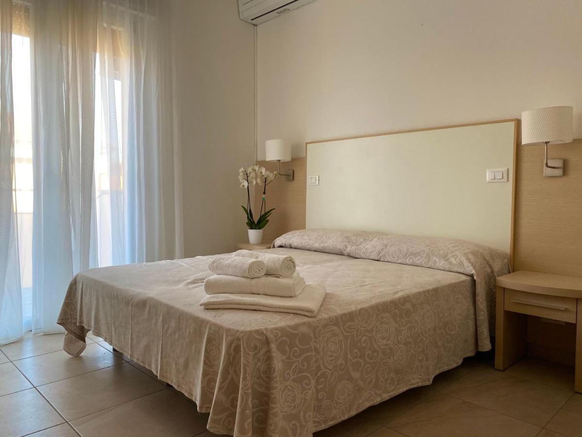 Hotel Palladio B&B Cervia Eksteriør bilde