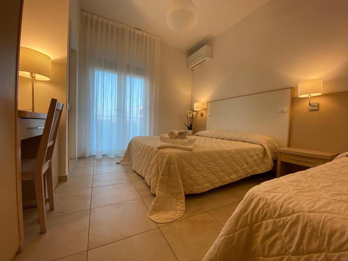 Hotel Palladio B&B Cervia Eksteriør bilde