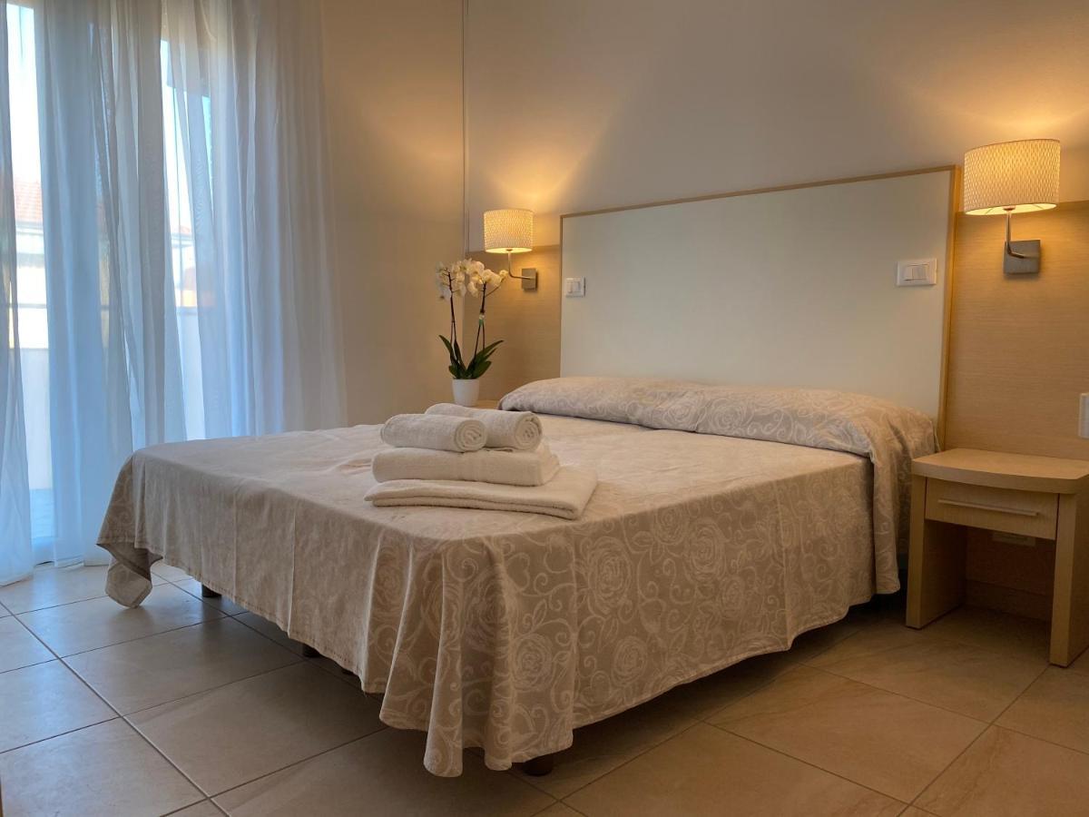 Hotel Palladio B&B Cervia Eksteriør bilde